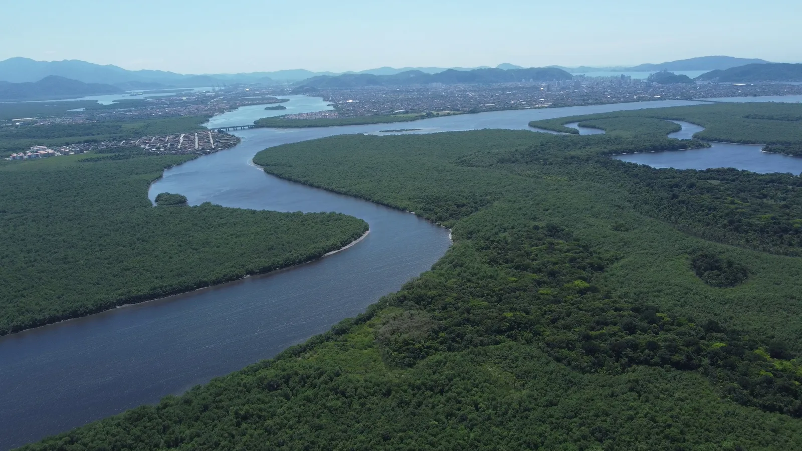 São Vicente: novo destino para área continental é questionado
