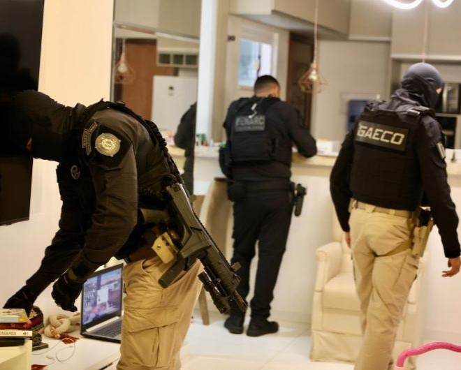 Operação de combate a facções prende nove advogados na Bahia