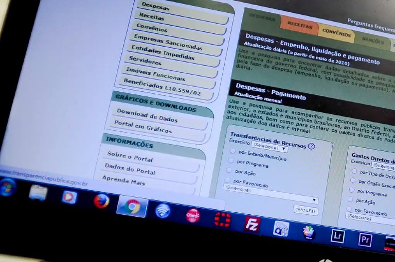 União terá que apresentar plano de acesso a sites oficiais
