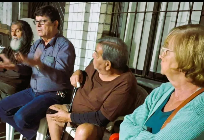 Túnel: moradores do Macuco seguem sem respostas