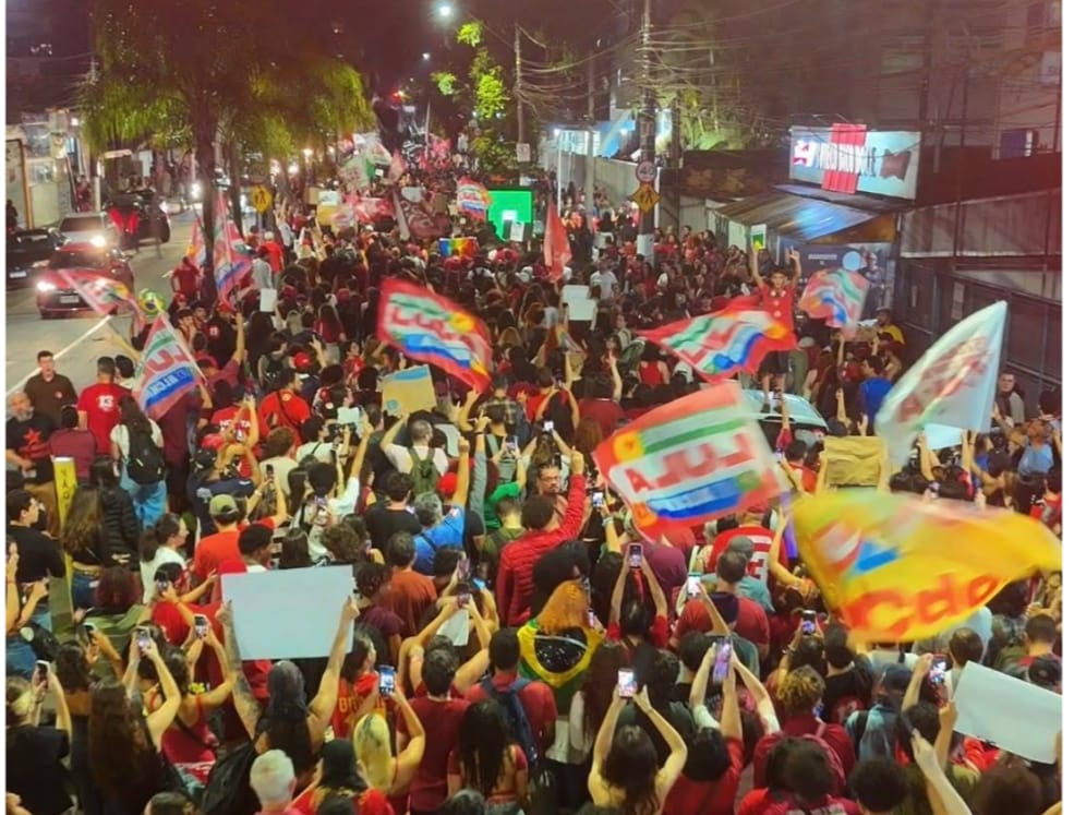 Santos Vermelha: a retomada da Cidade de Luta, Memória e Resistência