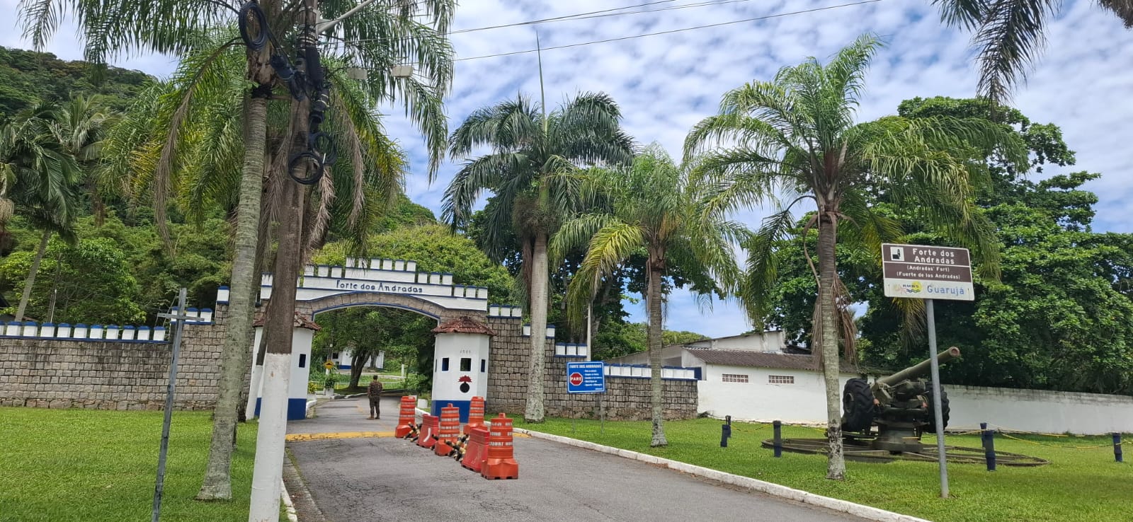 Forte dos Andradas é cobrado por suposta flexibilização de acesso à praia preservada