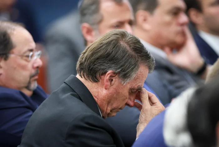 PGR: Bolsonaro não deve ir para casa