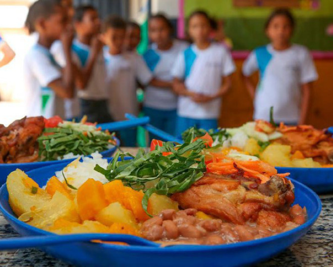 Merenda em Guarujá: empresa que fornece alimentos é investigada